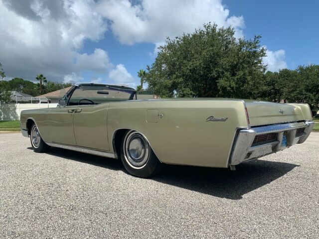 1966 Lincoln Continental - photo 3