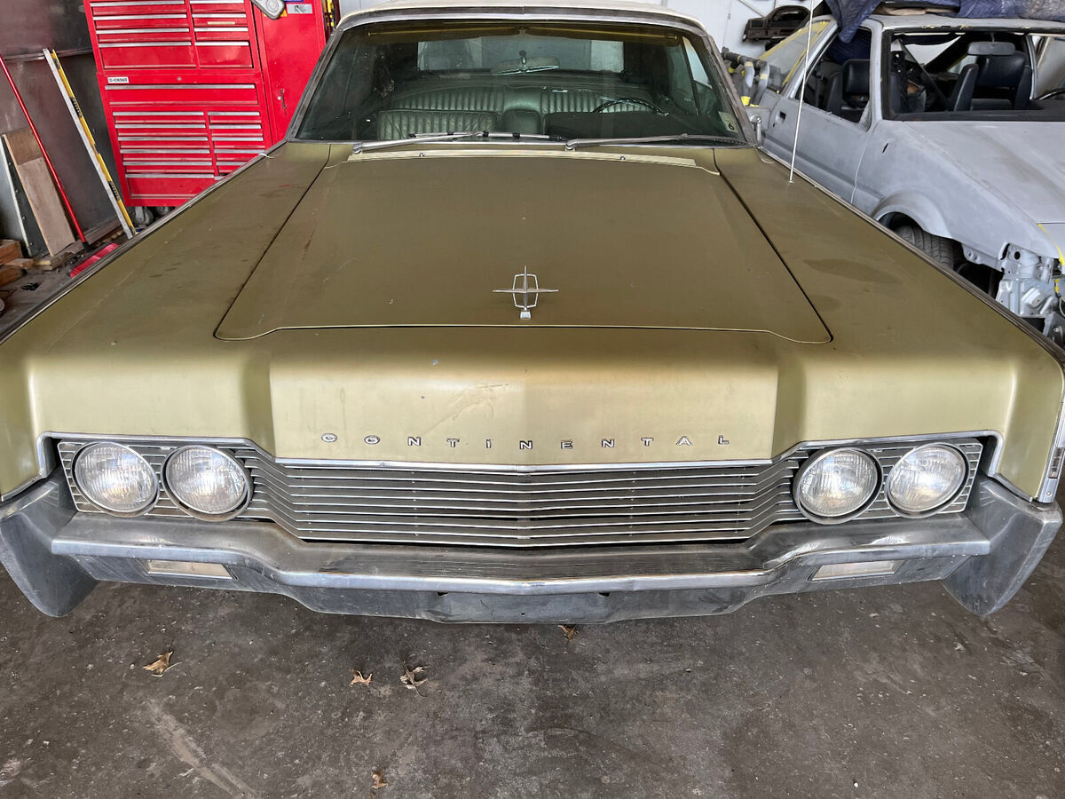 1966 Lincoln Continental - photo 11