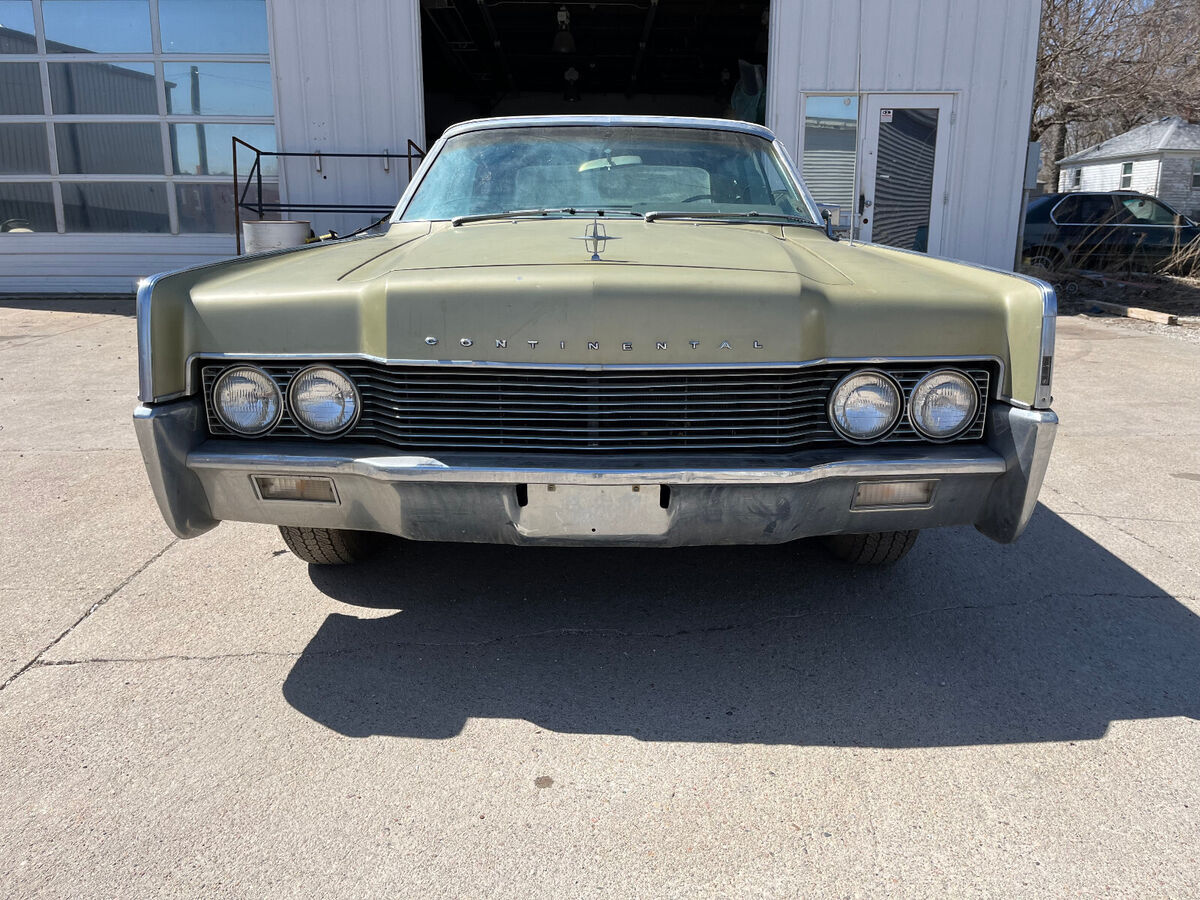 1966 Lincoln Continental - photo 3