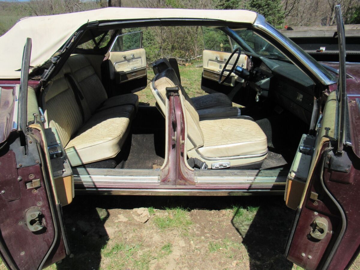 1966 Lincoln Continental - photo 11