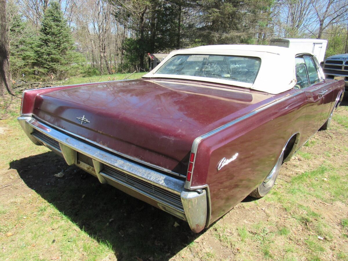 1966 Lincoln Continental - photo 2