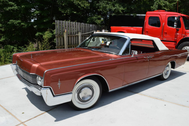 1966 Lincoln Continental - photo 7