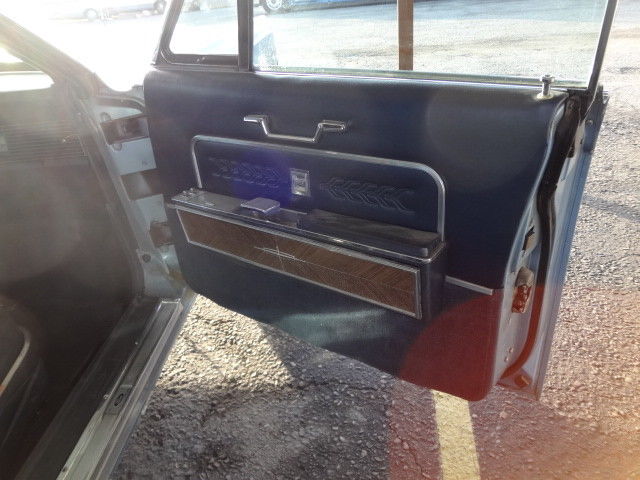 1966 Lincoln Continental - photo 7