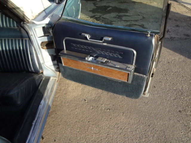 1966 Lincoln Continental - photo 9