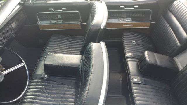 1966 Lincoln Continental - photo 11