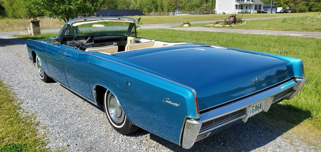 1966 Lincoln Continental - photo 11