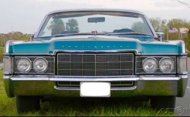 1966 Lincoln Continental Restored Suicide 4-Door Convertible - photo 5