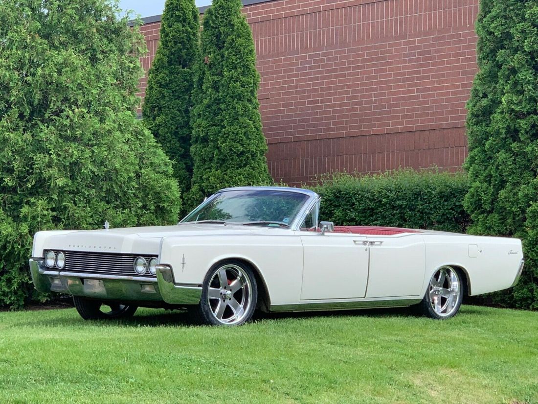 1966 Lincoln Continental Convertible red 1964 1965 1967 1966 Lincoln Continental Convertible