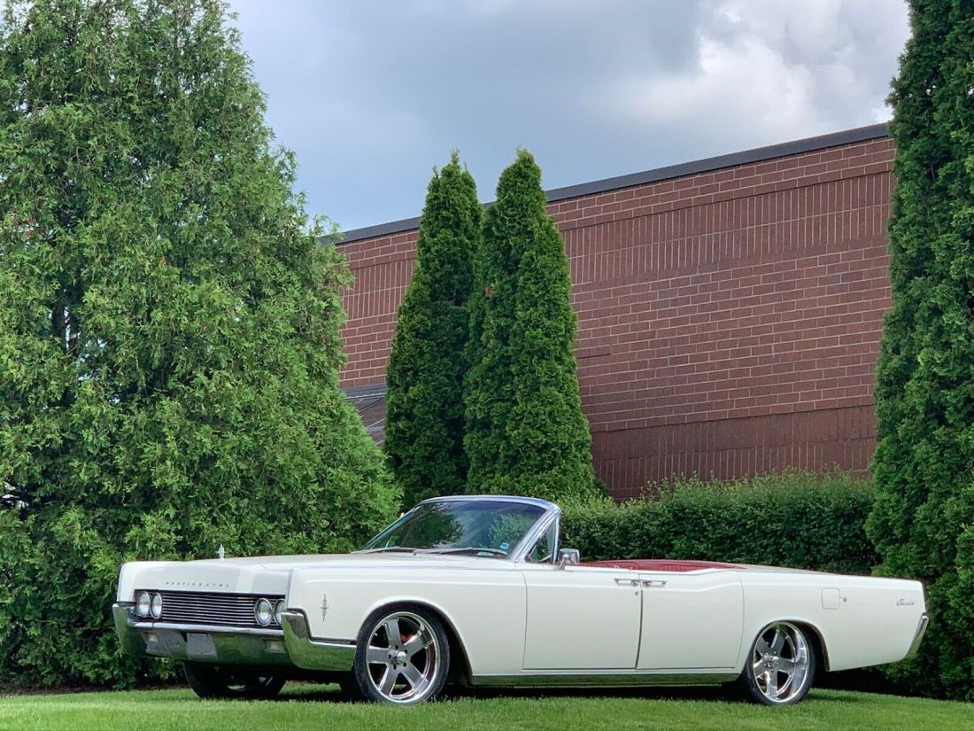1966 Lincoln Continental Convertible - photo 5