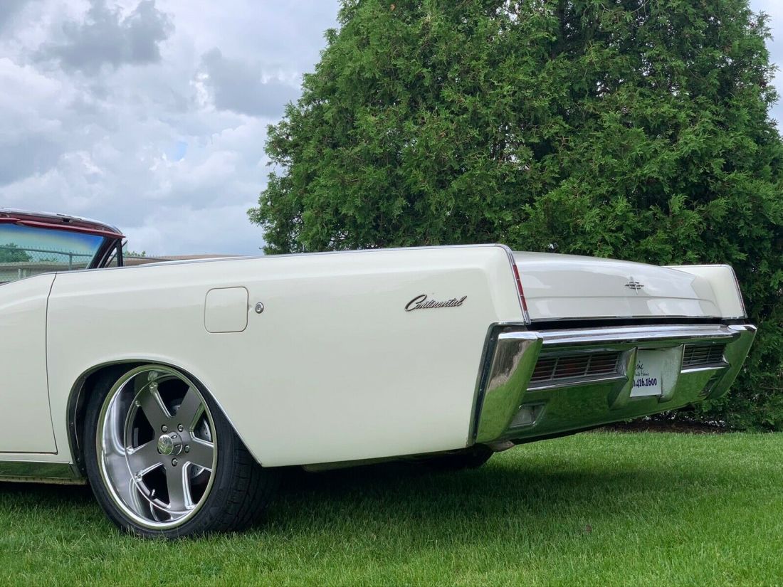 1966 Lincoln Continental Convertible - photo 8