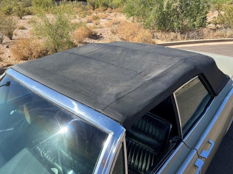 1966 Lincoln Continental - photo 12