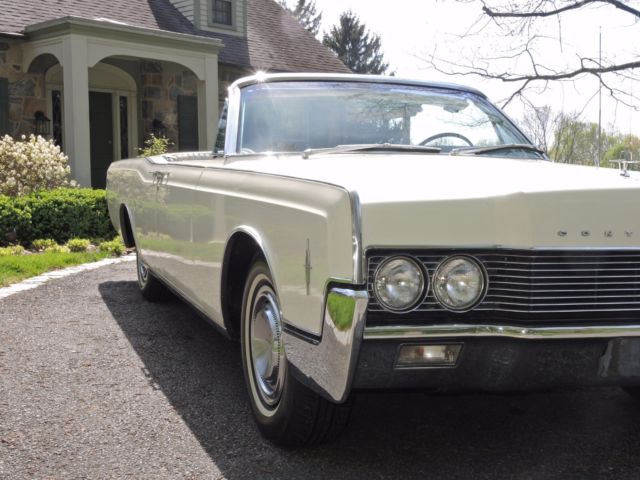 1966 Lincoln Continental - photo 2