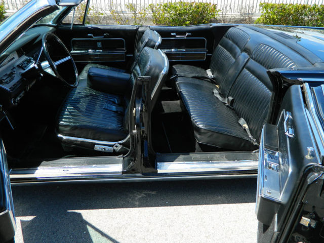 1966 Lincoln Continental - photo 6