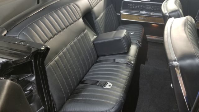 1966 Lincoln Continental - photo 8
