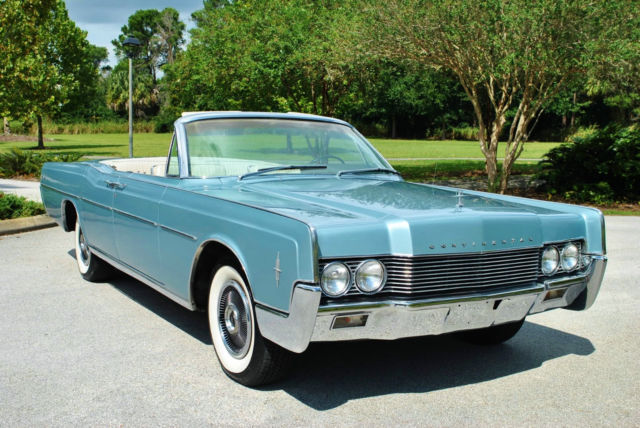 1966 Lincoln Continental Convertible - photo 2