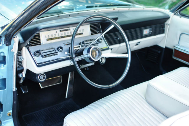 1966 Lincoln Continental Convertible - photo 6