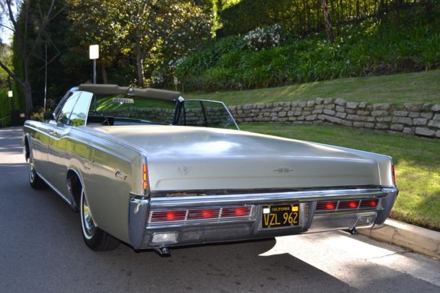 1966 Lincoln Continental - photo 3