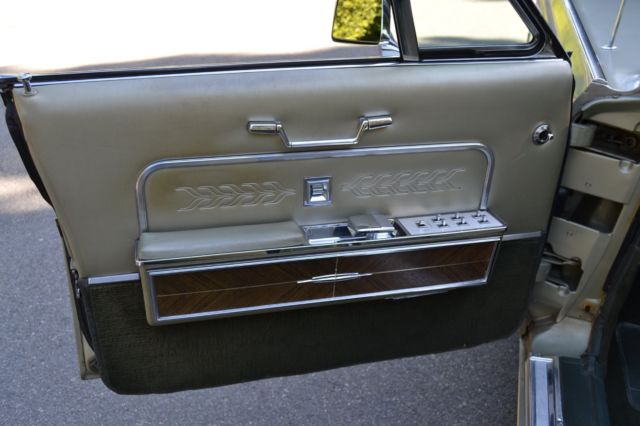 1966 Lincoln Continental - photo 8