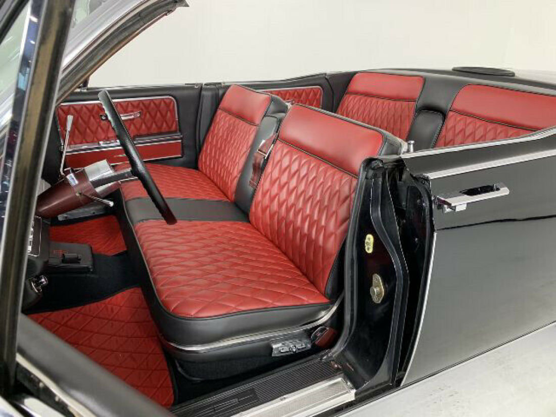 1966 Lincoln Continental - photo 9