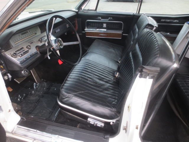 1966 Lincoln Continental - photo 13