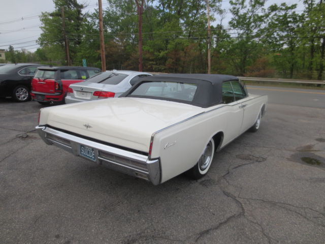 1966 Lincoln Continental - photo 6