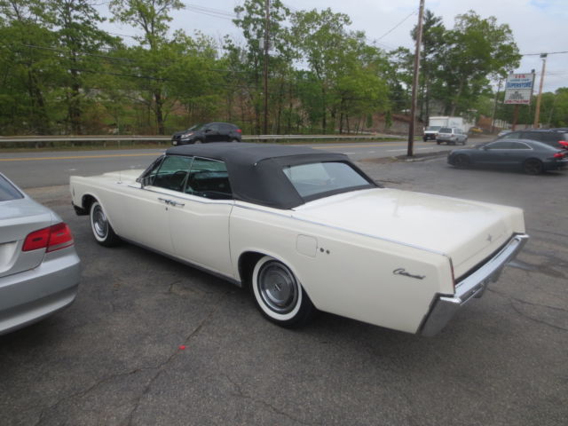 1966 Lincoln Continental - photo 9