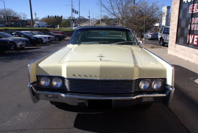 1966 Lincoln Continental - photo 6