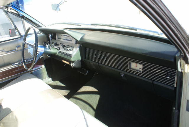 1966 Lincoln Continental - photo 9
