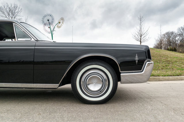 1966 Lincoln Continental Coupe - photo 10