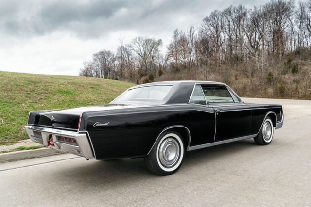 1966 Lincoln Continental Coupe - photo 8