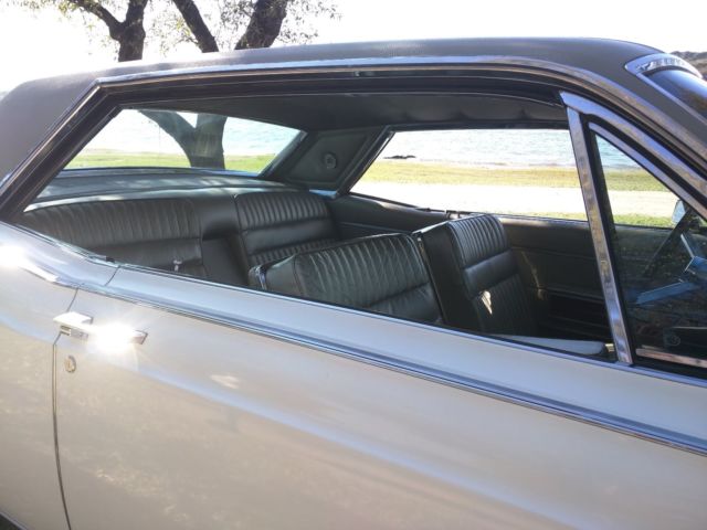 1966 Lincoln Continental - photo 9
