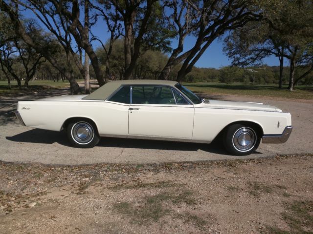 1966 Lincoln Continental coupe - photo 6
