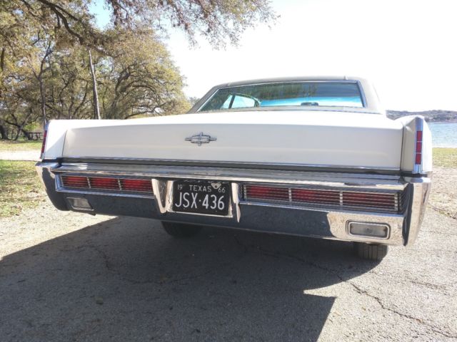 1966 Lincoln Continental coupe - photo 9