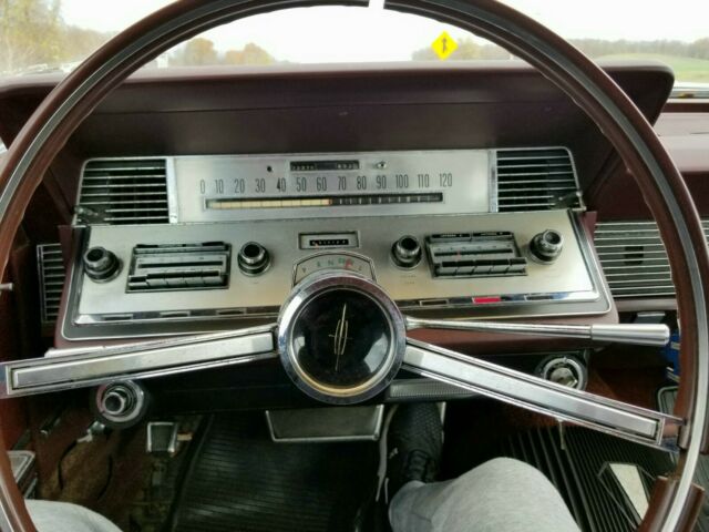 1966 Lincoln Continental - photo 13