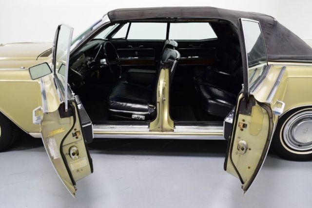 1966 Lincoln Continental -CONVERTIBLE-WITH SUICIDE DOORS- - photo 7