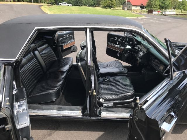 1966 Lincoln Continental - photo 11