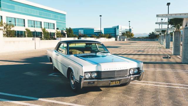 1966 Lincoln Continental - photo 2