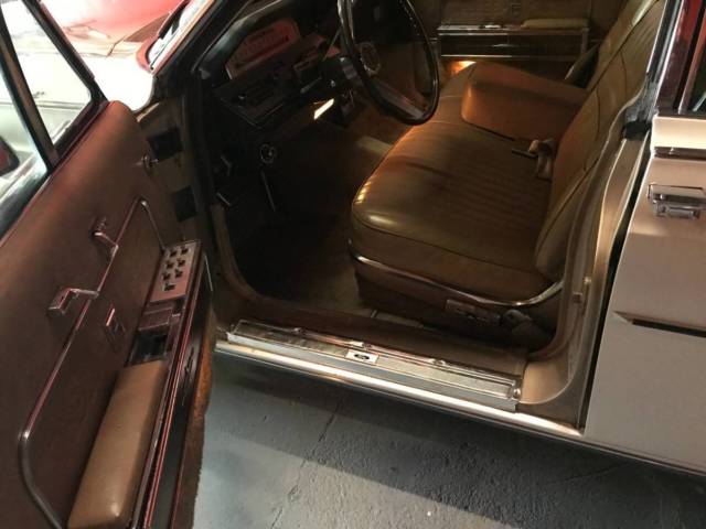 1966 Lincoln Continental - photo 7