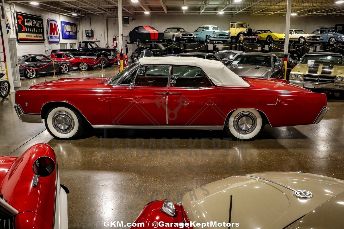 1966 Lincoln Continental - photo 10