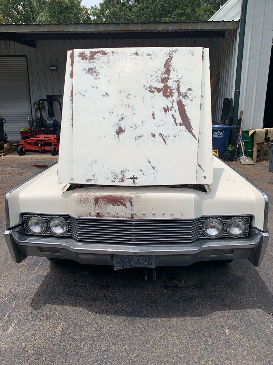 1966 Lincoln Continental - photo 6