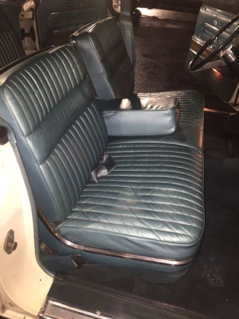 1966 Lincoln Continental - photo 11