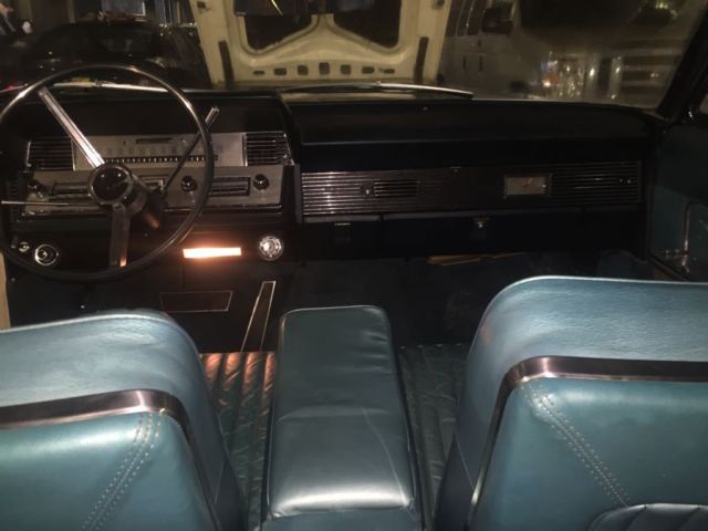 1966 Lincoln Continental - photo 13