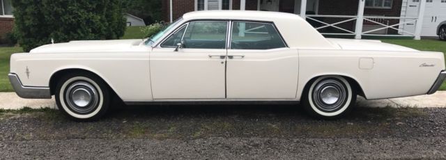 1966 Lincoln Continental - photo 2