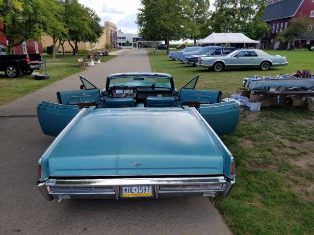 1966 Lincoln Continental - photo 2