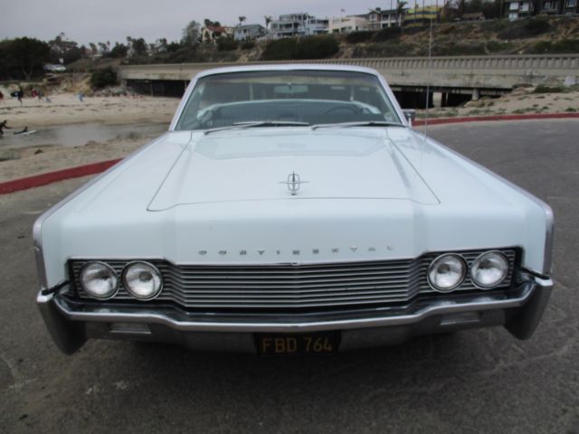 1966 Lincoln Continental Convertible - photo 10