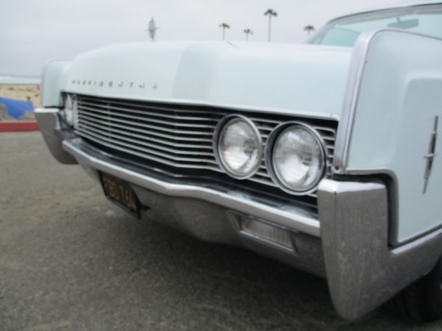 1966 Lincoln Continental Convertible - photo 6
