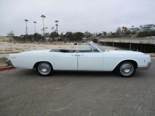 1966 Lincoln Continental Convertible - photo 9