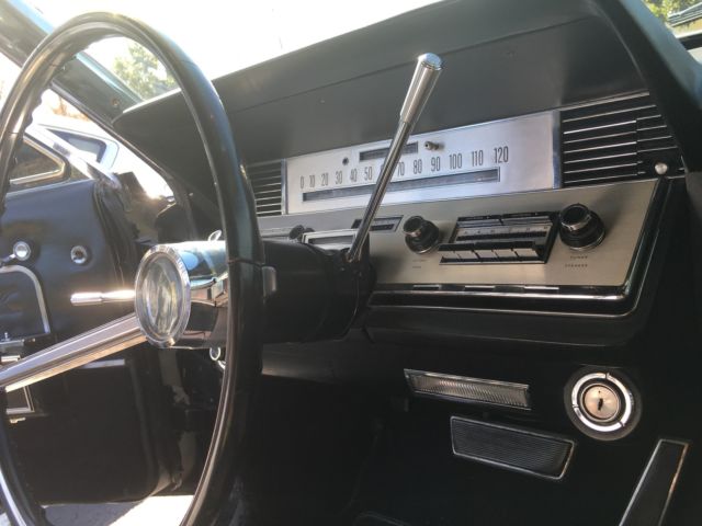 1966 Lincoln Continental - photo 11