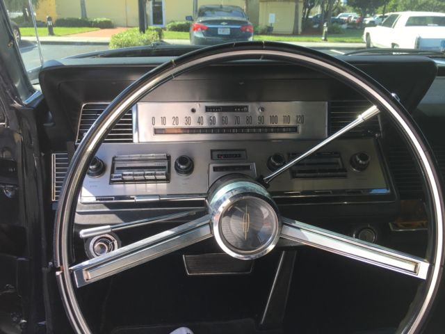 1966 Lincoln Continental - photo 9