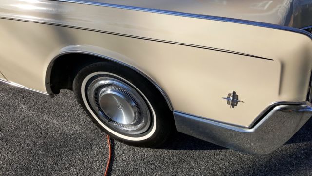 1966 Lincoln Continental - photo 4